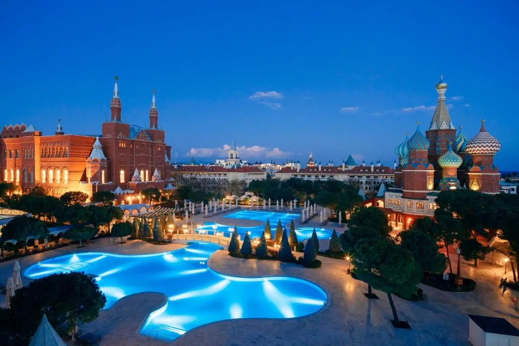ASTERIA KREMLIN PALACE